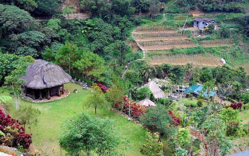 Baguio Whole Day Tour with Lunch (Private Tour) - Eastern Weaving Room and Tam-awan Village