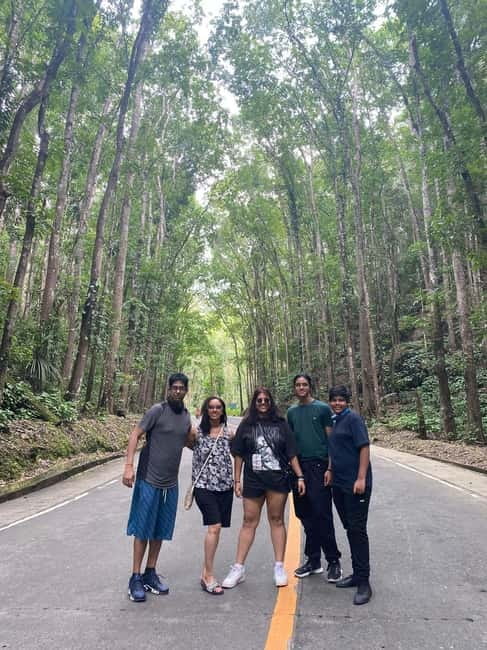 BEST OF BOHOL: Chocolate Hills & Tarsier w Lunch at Loboc - Baclayon Church and the Blood Compact Shrine