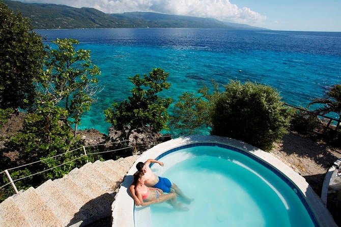 Bluewater Sumilon Day Pass - Why Sumilon works well as a seven-hour island escape