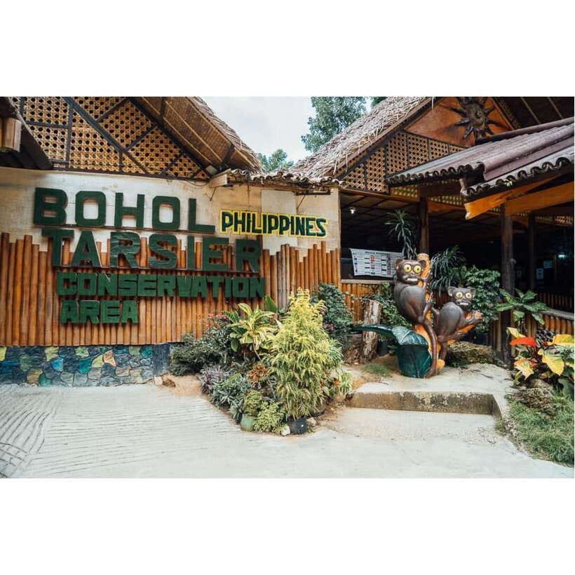 Bohol: Chocolate Hills Tour - The Blood Compact Monument in Tagbilaran