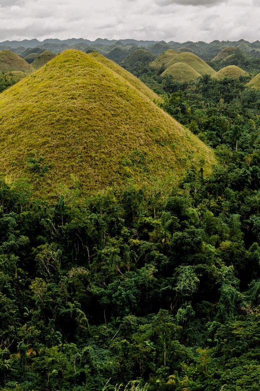 Bohol: Full Day Countryside Tour w Loboc River Lunch - Guides, drivers, and the real quality of the day