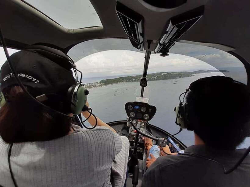 Boracay: Helicopter Tour - Seeing Boracay from the helicopter platform