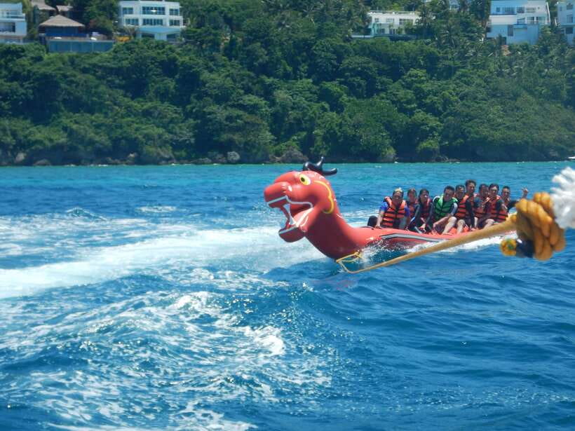 Boracay: Inflatable Banana or Dragon Boat Ride - What to wear and carry