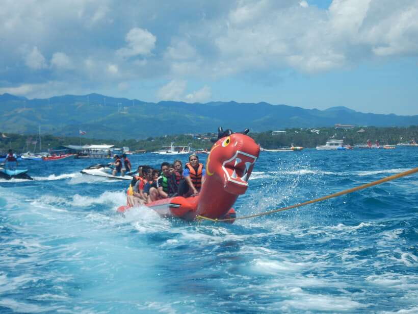 Boracay: Inflatable Banana or Dragon Boat Ride - Is $9 a fair price?