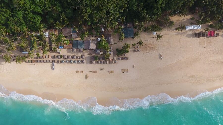 Boracay: Island and Beach-Hopping Boat Tour with Snorkeling - Magic Island or Crystal Cove