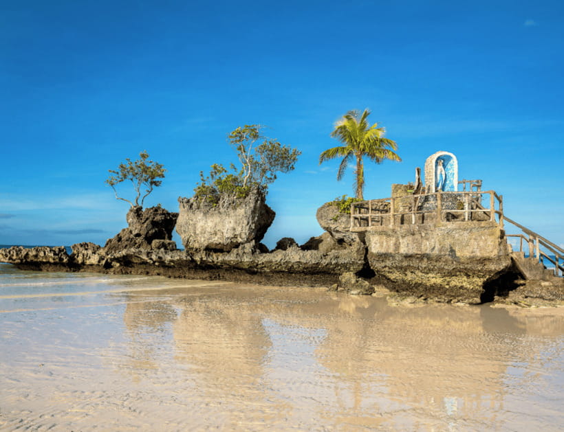 Boracay: Island Hopping with Buffet Lunch & ATV Adventure - The mainland ATV ride: exciting idea, uneven timing