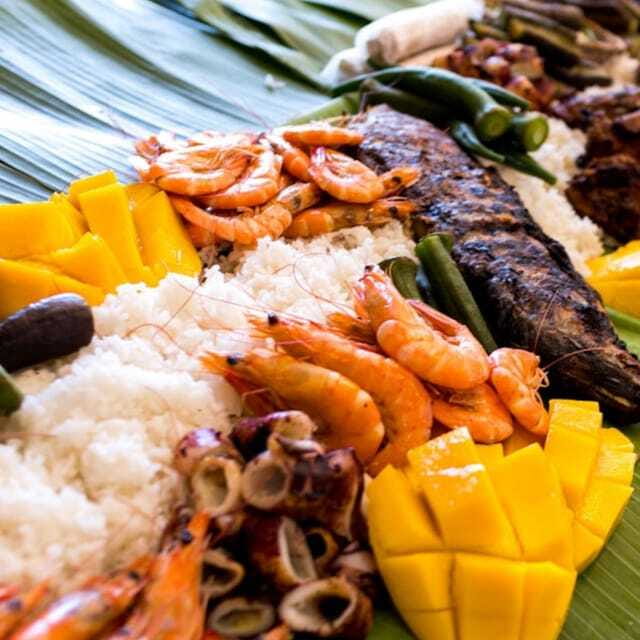 Boracay: Island Hopping with Buffet Lunch & Helmet Diving - Should you book this Boracay tour?