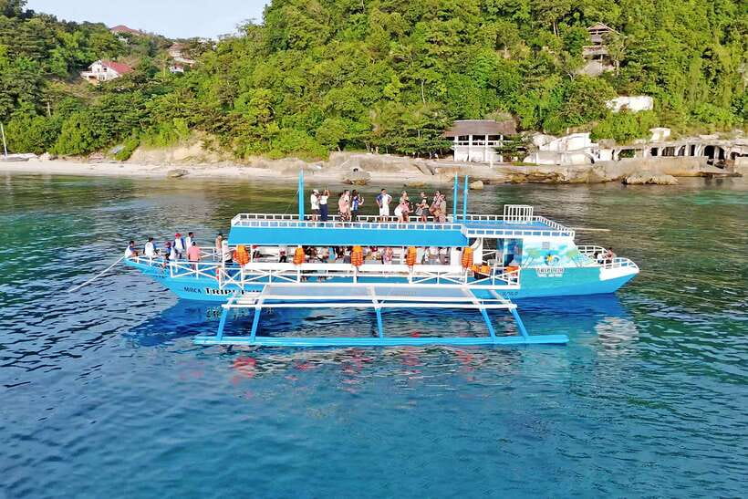 Boracay Island Rhythm Sunset Cruise - Water time, with one extra fee to remember