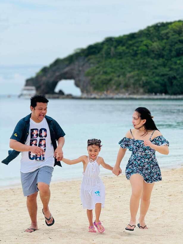Boracay LandTour Experience (Photoshoot) - Starting with hotel pickup and a tuk-tuk ride