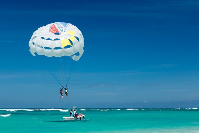 Boracay Parasailing Experience - Choosing a Single or Double Flight