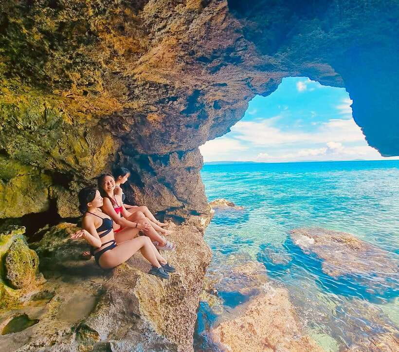 Boracay: Private Island Hopping & Snorkeling Tour - Coral Garden: your first serious snorkeling chance
