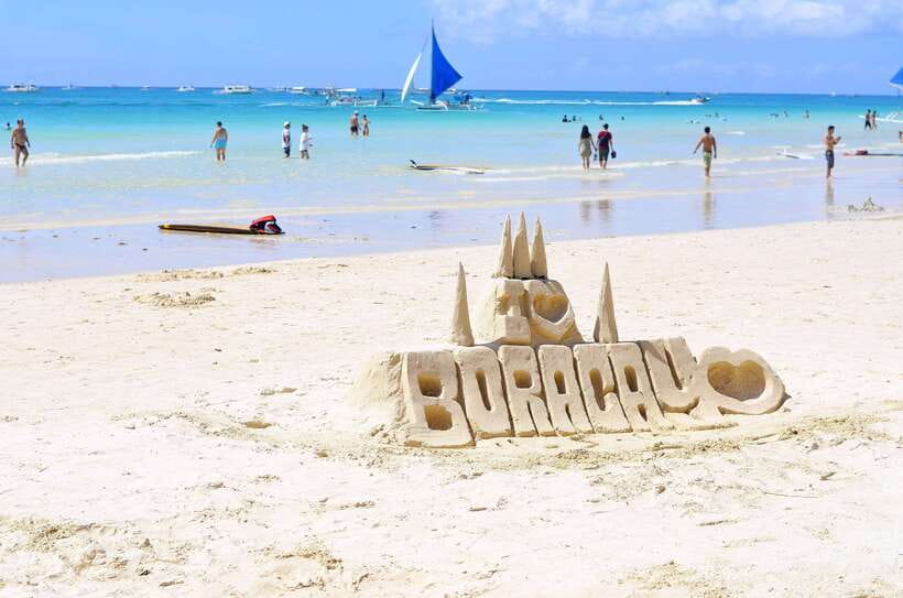 Boracay: Private Traditional Bamboo Boat Sailing Tour - The one-hour sail along Boracay’s coast
