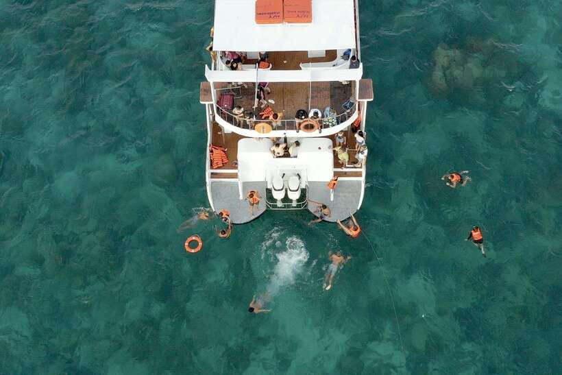 Boracay: Sunset Boat Party with Snacks - Snorkeling and the Water Activities