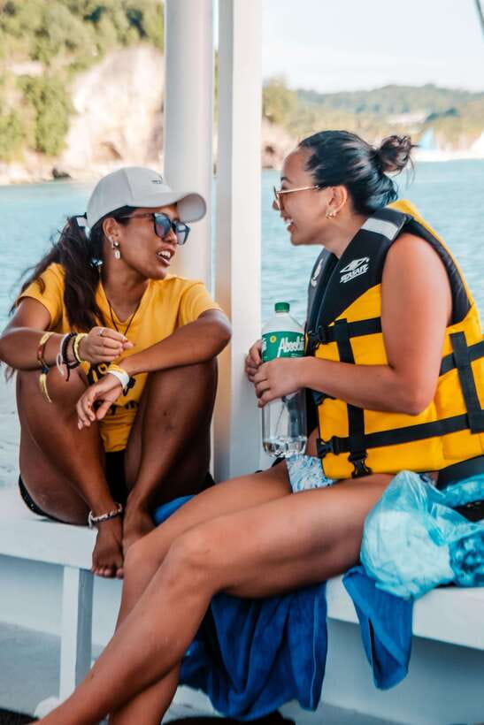 Boracay: Sunset Cruise Boat Party by Haqqy Life - Starting at Frendz Resort & Hostel Boracay