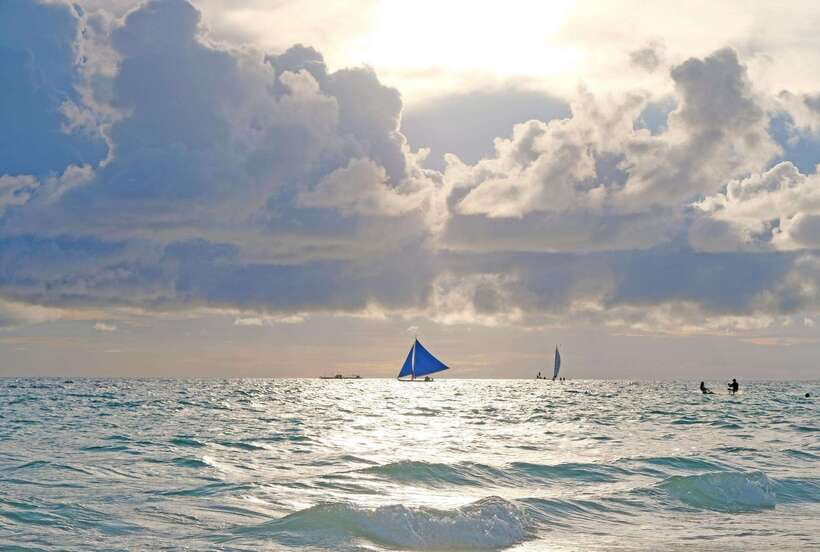 Boracay: Sunset Paraw Sailing Trip - A Traditional Paraw, Not a Speedboat Ride