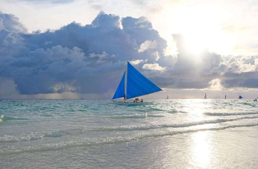 Boracay: Sunset Paraw Sailing Trip - Sunset Views Depend on More Than the Clock