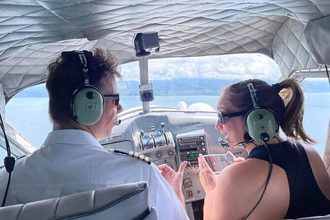 Busuanga Scenic Seaplane Flight 30 Minutes - Meeting Raymond and flying with a small crew