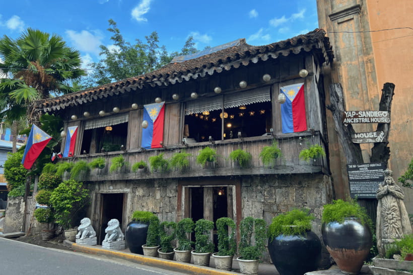 Cebu: Cebu City and Mactan Island Tour - Ending with the glow of 10K Roses