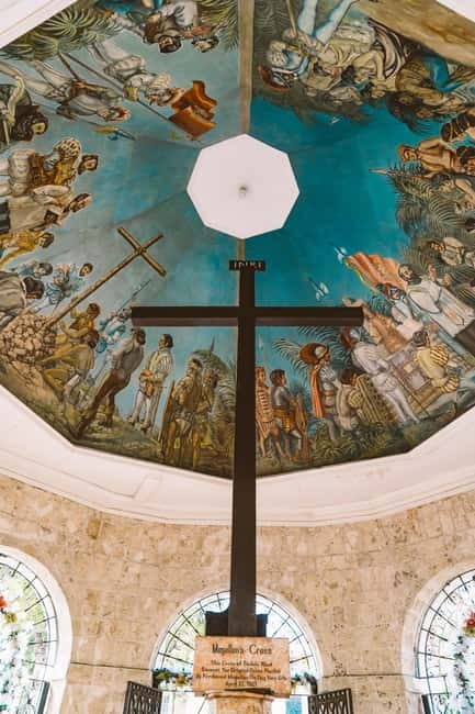 CEBU: Cebu City Heritage and Uphill Guided Tour - The Taoist Temple and the road uphill