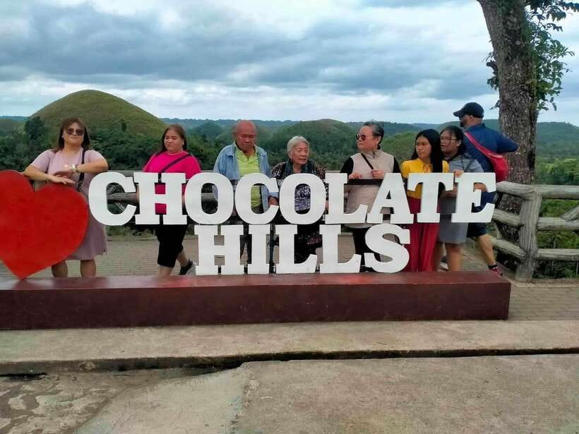Cebu City: Bohol Countryside Tour with Loboc Cruise Lunch - Meeting Bohol’s tiny tarsiers
