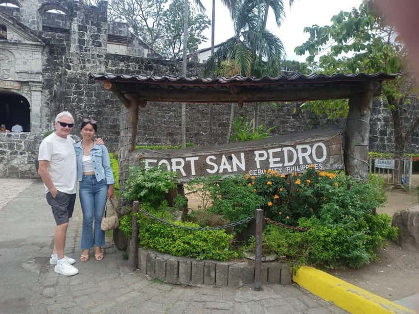 Cebu City: City and Mountain Highlights Tour - The 10,000 Roses stop: attractive, but not essential