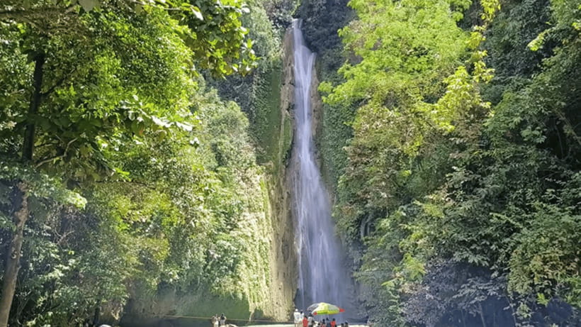Cebu: Inambakan, Kawasan, and Mantayupan Waterfalls Tour - Lunch in Badian keeps the schedule moving