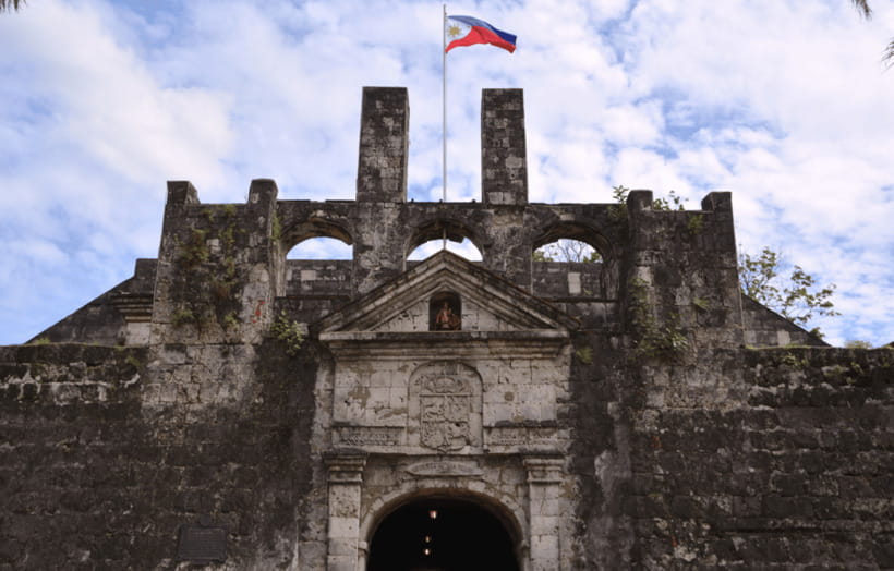 Cebu & Lapu-Lapu City Tour With Lunch at House of Lechon - The Taoist Temple and a quiet change of pace