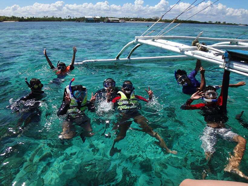 Cebu: Mactan Island Hopping Boat Tour with Lunch - Should you book the Mactan island-hopping tour?