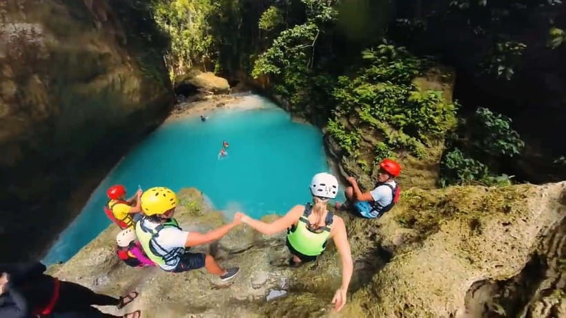 Cebu: Moalboal Sardine Run & Kawasan Falls Canyoneering - Key points to know before booking