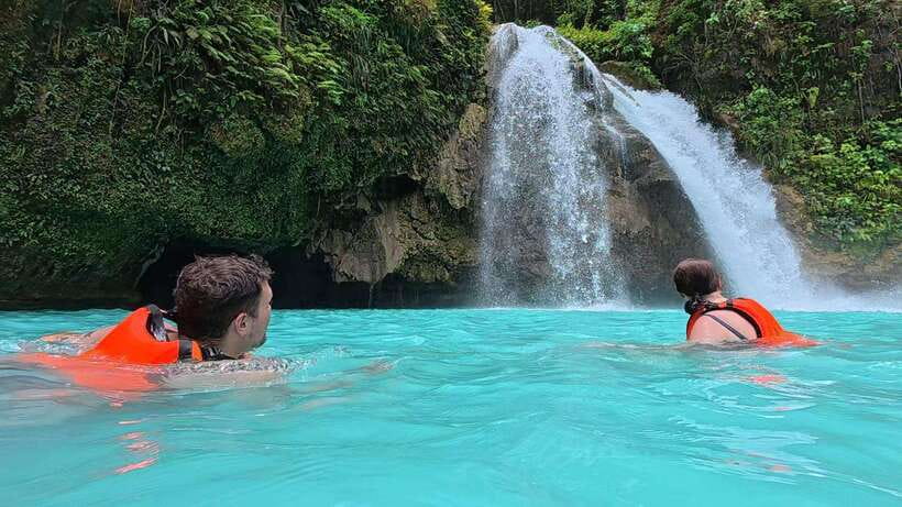Cebu: Moalboal Sardine Run & Kawasan Falls Canyoneering - Arriving at the turquoise pools of Kawasan Falls