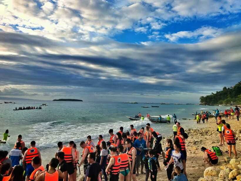 Cebu: Oslob Whale Shark Swimming - Should you book the Oslob whale shark swim?