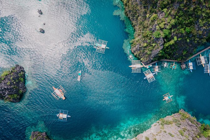 Coron Island Hopping Tour: via Private Speedboat - What the crew adds to the experience