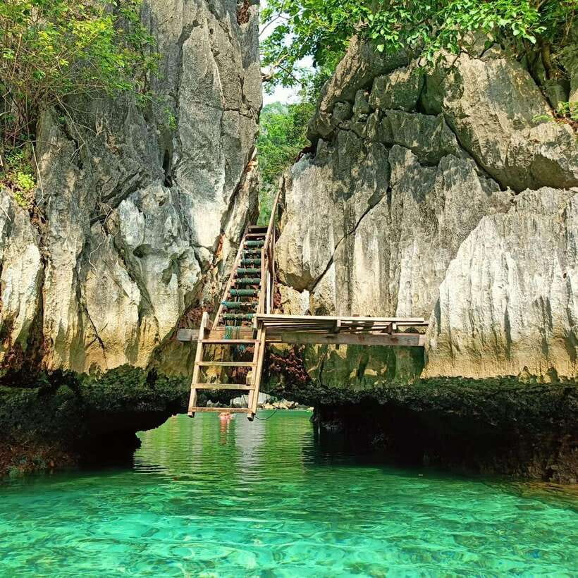 Coron: Kayangan Lake, Twin Lagoon, and Siete Pecados Tour - Coral Garden, a calm place to watch the reef