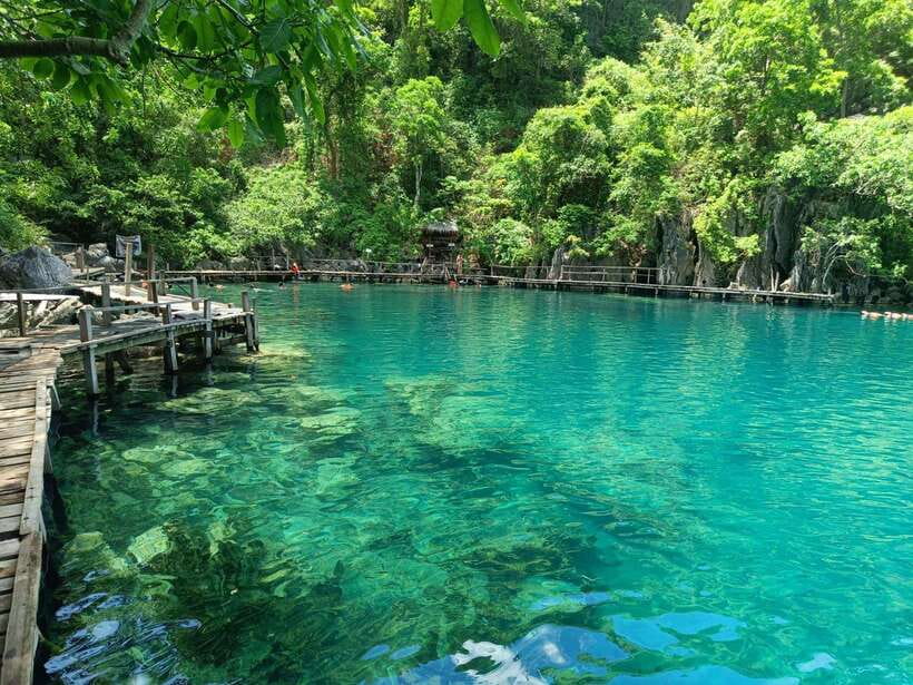 Coron: Kayangan Lake, Twin Lagoon, and Siete Pecados Tour - Kayangan Lake and its famous viewpoint