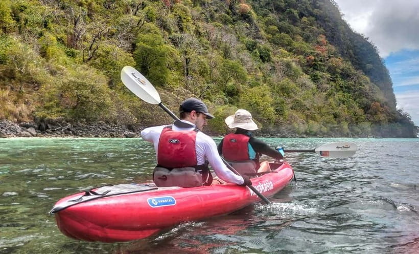 Coron: North Face Kayaking Tour with Lunch and Snorkeling - Paddling along Coron’s north face