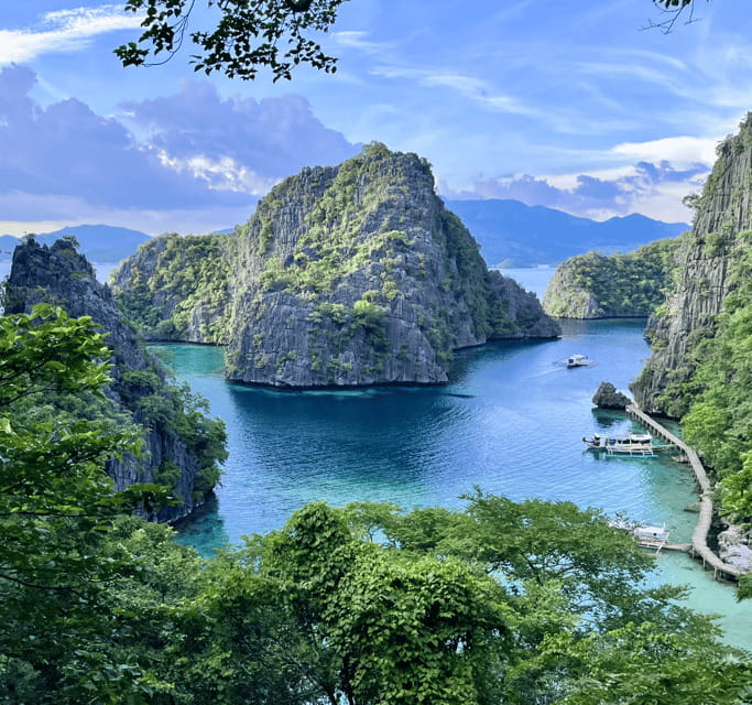 Coron: Private Boat Hire with Guided Tour and Lunch on Beach - Building your route around seven stops