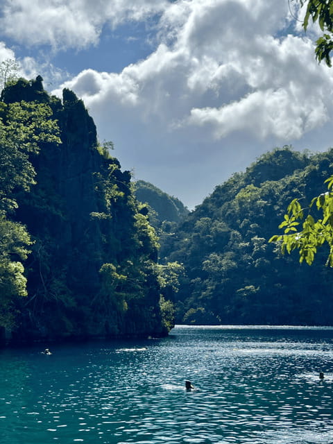 Coron: Private Boat Hire with Guided Tour and Lunch on Beach - White-sand beaches and a slower lunch