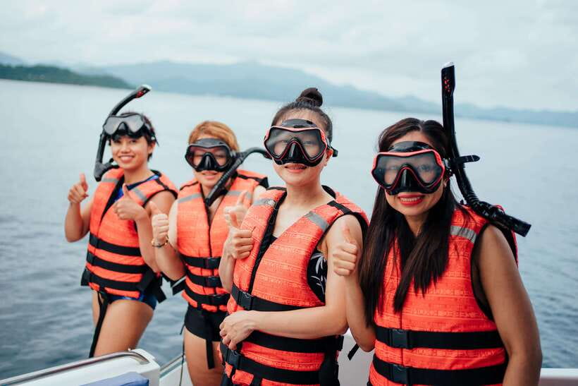 Coron: Private Island-Hopping Tour on a Yacht or Speedboat - Lunch, drinks, and the practical rhythm of the day