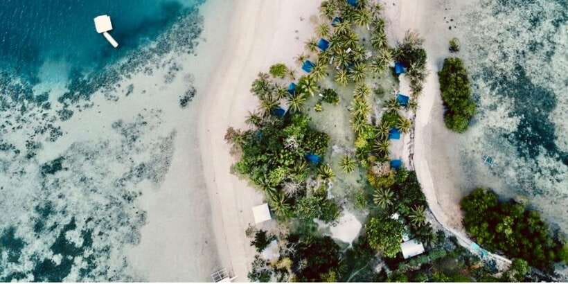 Coron Private Tour D: Reef and Wrecks - What the private boat setup means for you