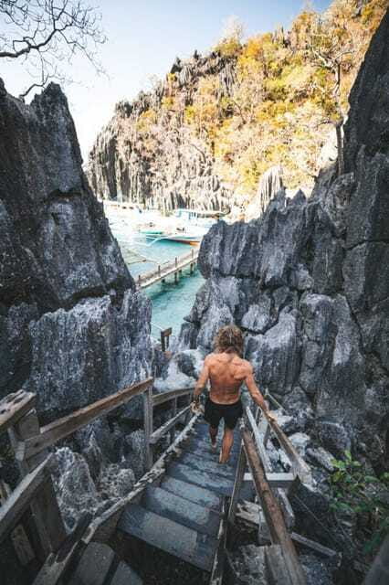Coron | Super Ultimate Tour - Skeleton Wreck and Twin Peaks