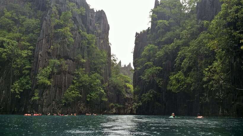 Coron Tour A: Kayangan Lake & Quin Reef Tour with Lunch - What to pack for the boat