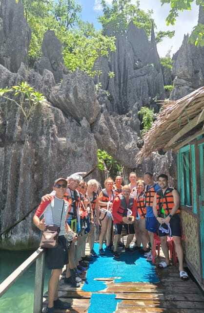 CORON TOUR - PRIVATE BOAT RENTAL with LUNCH (7 Destinations) - Lunch, boat service, and what the $201 covers