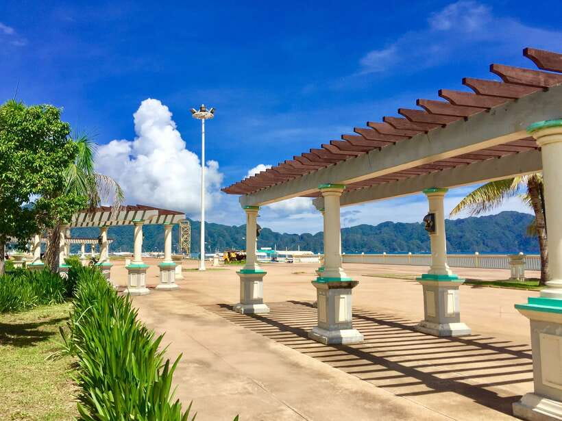 Coron Town Tour: Maquinit Hot Spring - A quick Coron introduction by boat and road