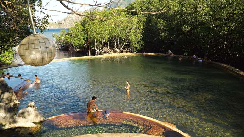 Coron Town Tour: Maquinit Hot Spring - Should you book the Coron Town and Maquinit tour?