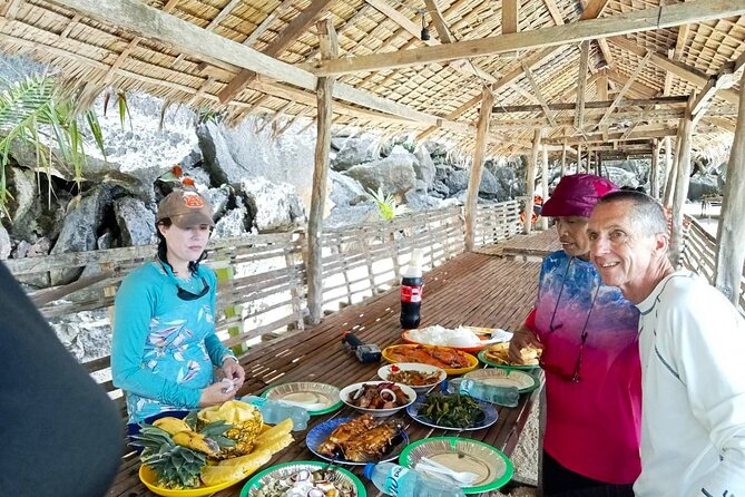 Coron Ultimate Tour - Full Day Group Tour w/ Lunch - Twin Lagoon and Coron’s changing water temperatures