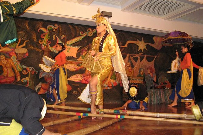 Cultural Dinner and Show in Manila - An Easy Introduction to Filipino Culture After Dark
