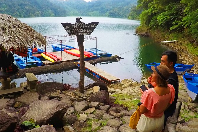 Dumaguete: Twin Lakes Balinsasayao nature adventure and city tour - Walking the forest paths
