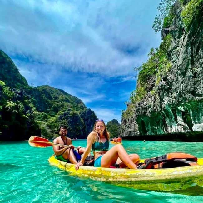 El Nido: Big Lagoon Kayaking & Island Adventure - Big Lagoon is best seen from a kayak