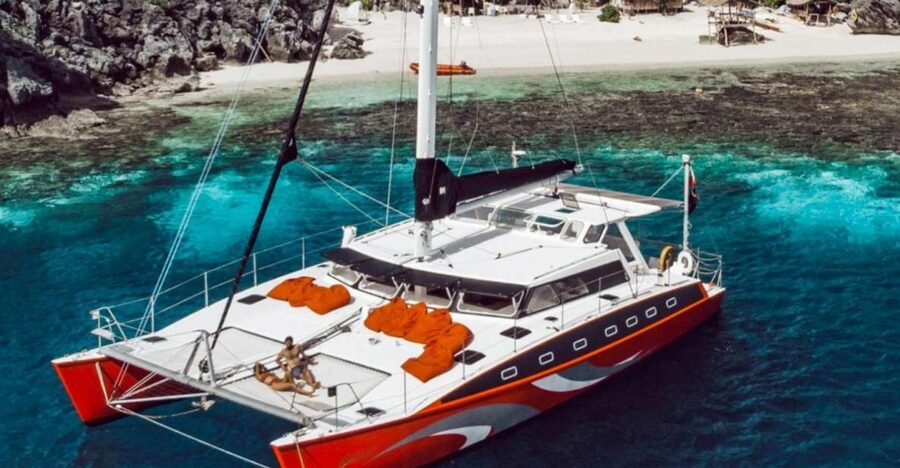 El Nido: Full-Day Premium Island Hopping Catamaran Cruise - Why a catamaran changes the El Nido day