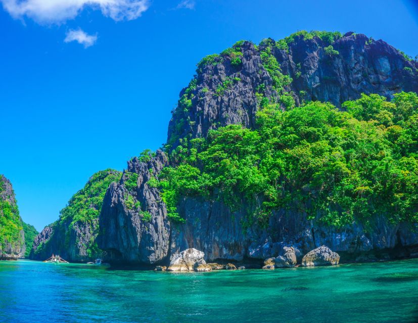 El Nido: Full-Day Premium Island Hopping Catamaran Cruise - Lunch, drinks, and the real value of $150